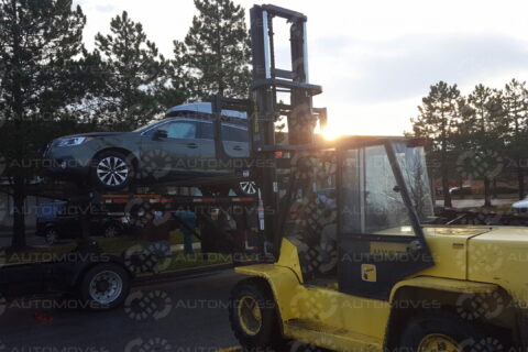 Unloading Salvage Vehicle Toronto