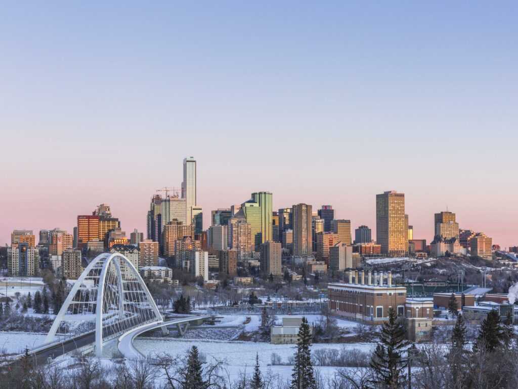 edmonton-skyline edmonton-skyline